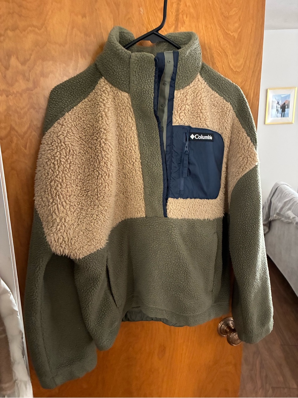 Columbia Kids Olive & Tan Fleece Pullover with Navy Pocket